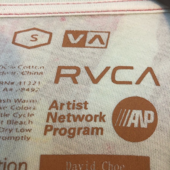 Artist David Choe RCVA Artists Network Program A fine artist like Mom Jane😘Choe - Picture 4 of 6